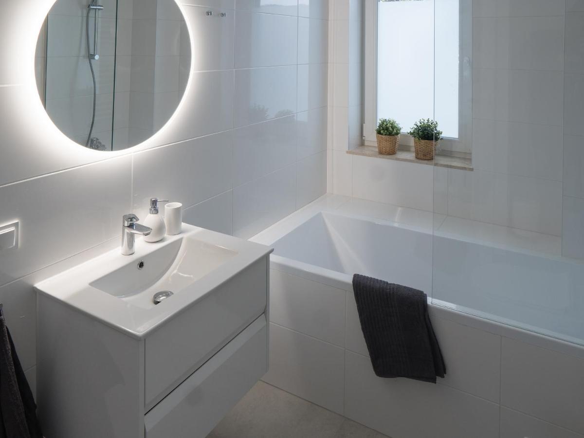 Apartament Clever 2 Kamienica Grochow Varşova Dış mekan fotoğraf